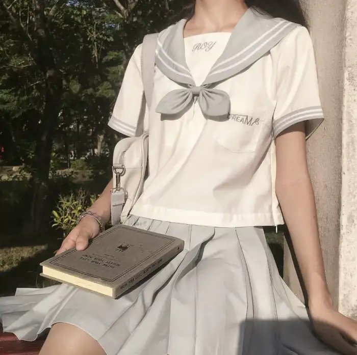 寒蝉鸣泣之时